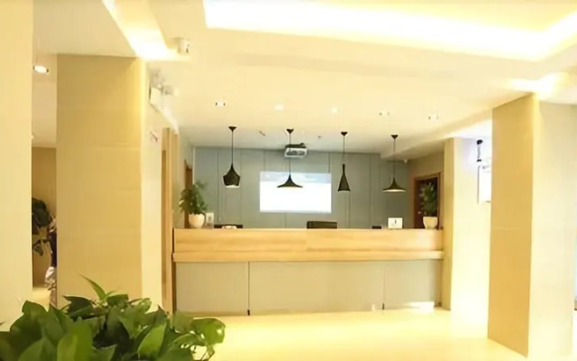 Ibis Jinzhou Yunfei Street