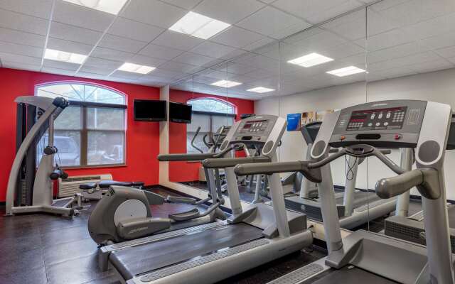 Comfort Inn & Suites Virginia Beach - Norfolk Airport