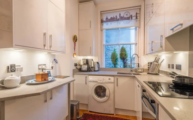 Outstanding Oxford Circus Home