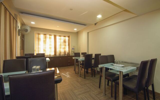 OYO 12977 Hotel 22 LW