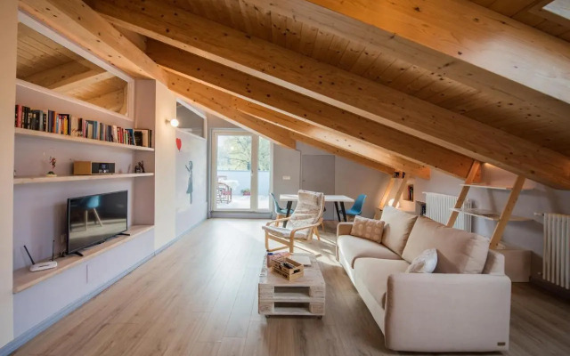 Loft 29 mansardato con ampio terrazzo
