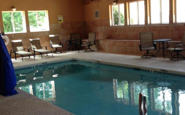 Holiday Inn Express Blairsville
