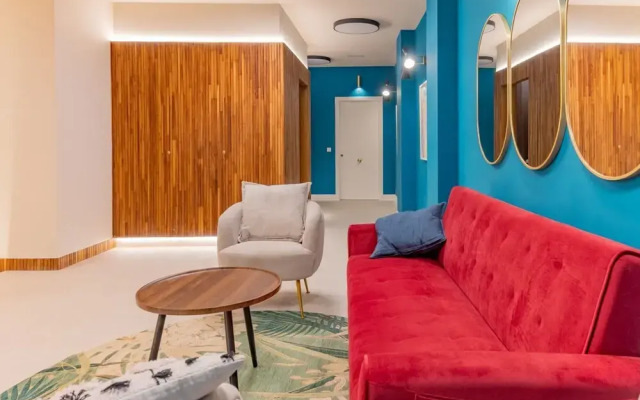 M Del29 1 1 Almudena Tu Escapada Urbana con air