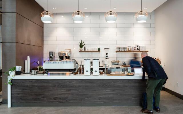 Mint House Dallas – Victory Park