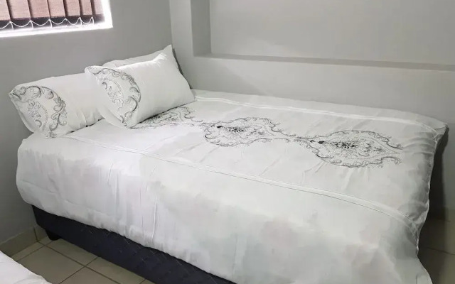 Brownstone Backpackers