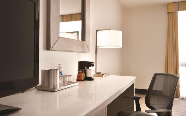 Radisson Hotel Lenexa Overland Park
