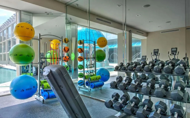 Crowne Plaza Hotel Northwest-Brookhollow