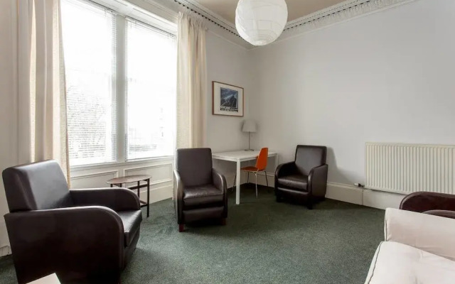 Spacious 3-bed by the Meadows- Perfect for Fringe!