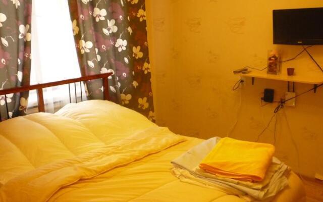 Guest House On Generala Simonyaka