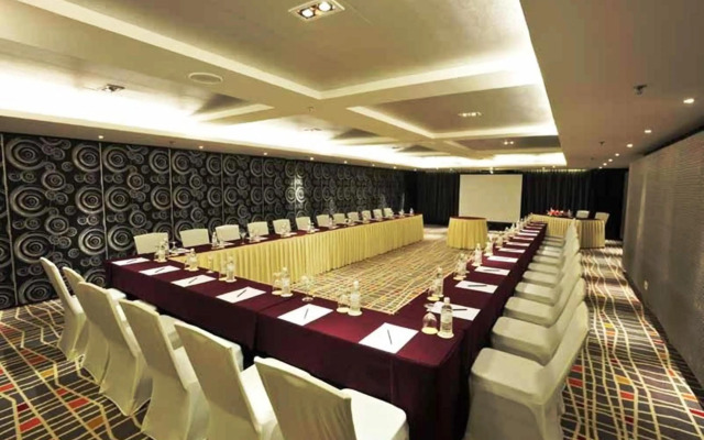 Ming Garden Hotel and Residences
