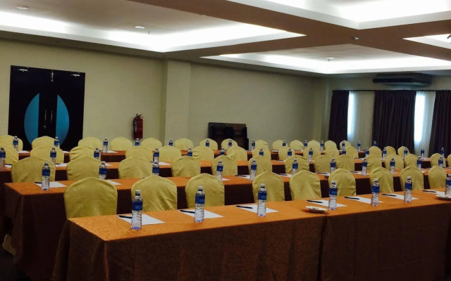 Grand Court Hotel