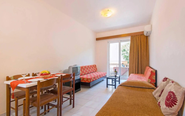 Sunday Hotel