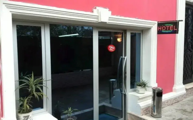 Guest House Lux