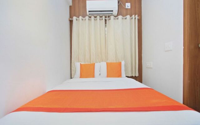 OYO 11960 Hotel Le Citi Inn