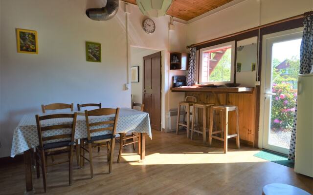 Maison de Campagne : Grand Jardin et Bois Privés