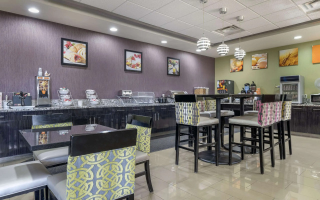 Comfort Inn & Suites Artesia