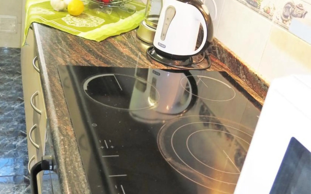 Bianca Seaview & Beach Apartment