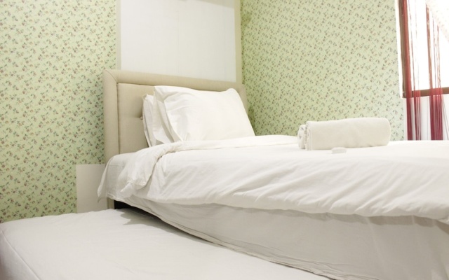 Stylish 1BR with Extra Room Gateway Ahmad Yani Cicadas Apartment – Guest Rooms – Bandung