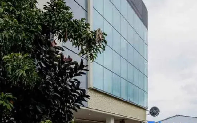Urbanview Olive Near Graha Saba Buana Surakarta