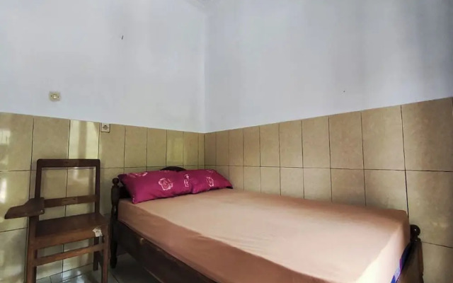 OYO 94016 Homestay Baronsari