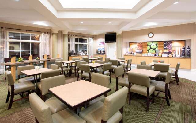 La Quinta Inn & Suites by Wyndham Denver Southwest Lakewood