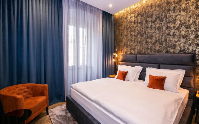 Teatro Suite & Rooms