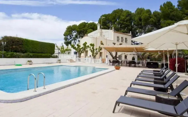 Hospedería Casa De La Campana