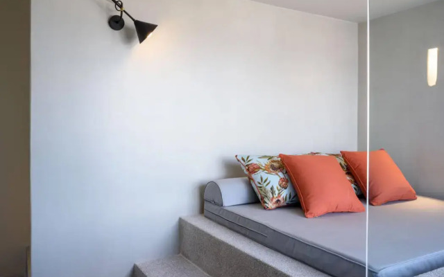 Potnia Theron Suites