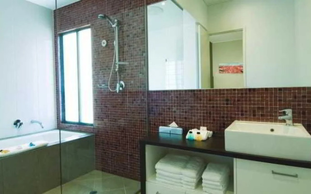 Grand Mercure Cable Beach