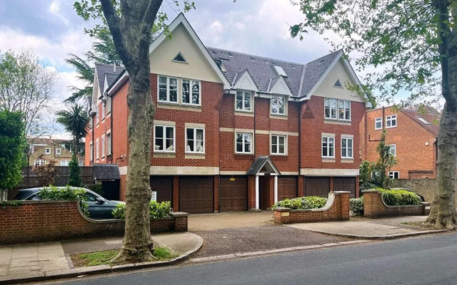 Chiswick Views & Space Elegant 3bdr Duplex With Parking