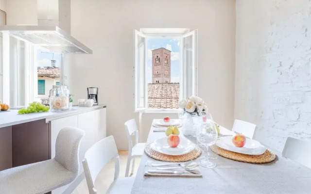 The White Lotus Penthouse