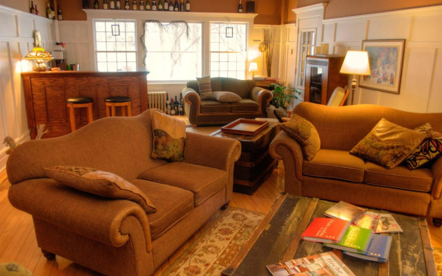 Au Clos Rolland Couette & Cafe