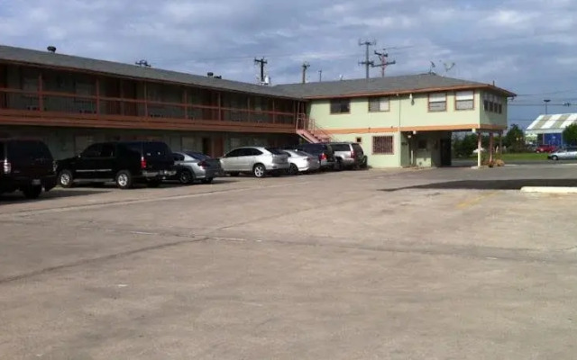El Mio Motel