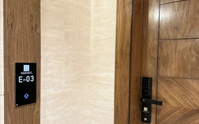 Kease Yasmin E-3 Royal Touch GX46