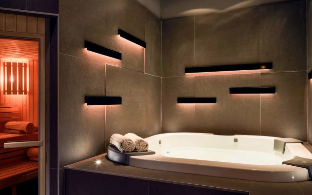 Ibis Styles Hyères Rooftop & Spa