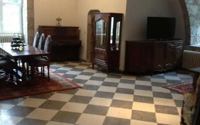 Magnifique Appartement Dans Le Château