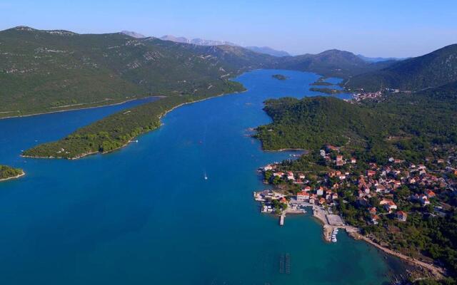 Holiday Home Villa Pindo