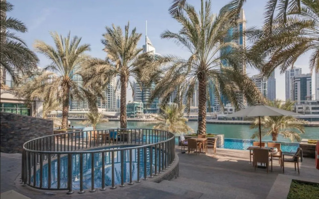 Faraway Homes - Park Island