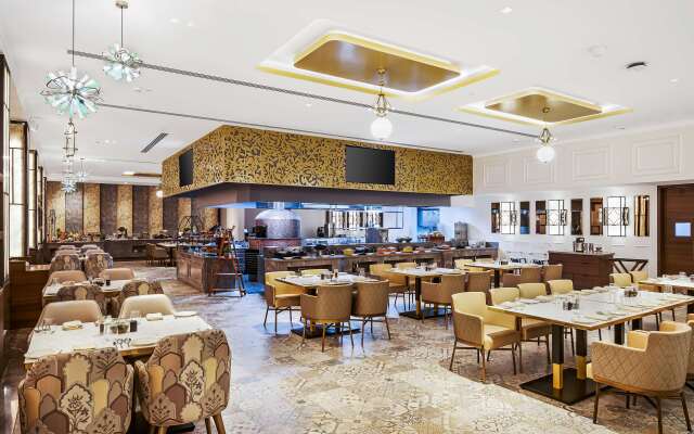 Radisson Blu Hotel & Suites GRT Chennai