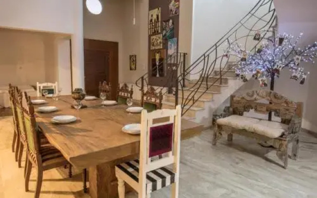 Sunshine Luxury House
