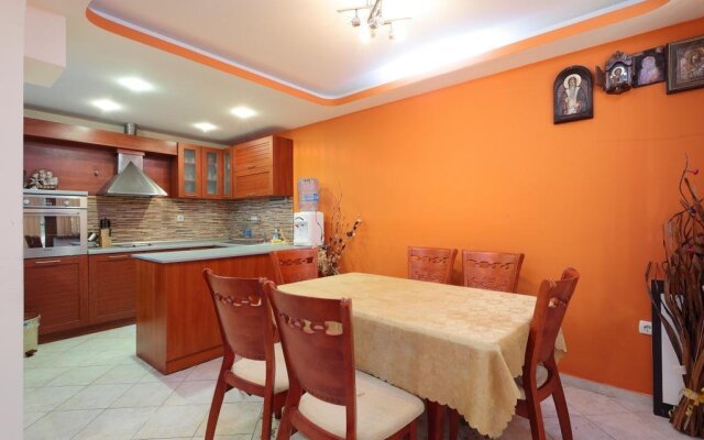 Elpida Guest House