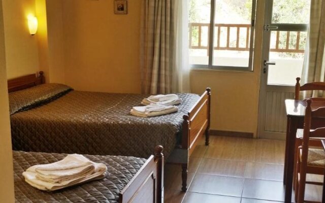 Minaides Hotel