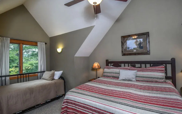 Midnight Dip 6 Bedroom House