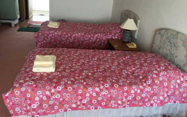 Milford Paradise - No.200