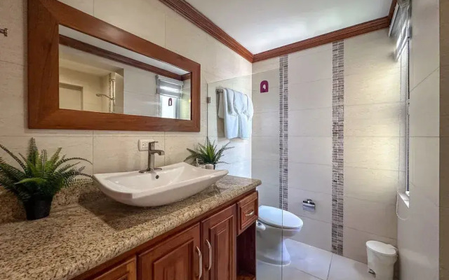 Cozy Apartment Close to the Beach