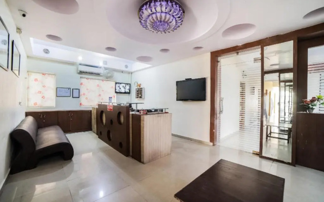 Seven Days Hotel And Restaurants by OYO Rooms