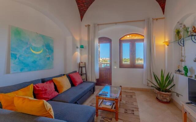 Lagoon View 1-Bedroom Apartment in West Golf El Gouna