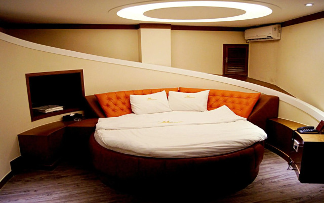 Princess Hotel