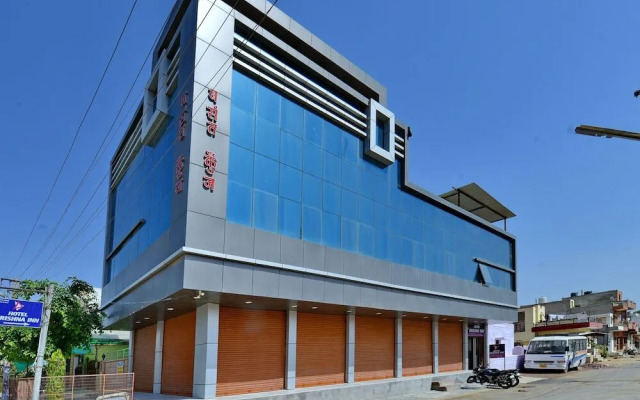 Primrose Residency by OYO Rooms