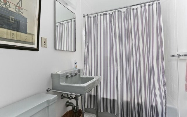 197 Bridge Street - Three Bedroom House